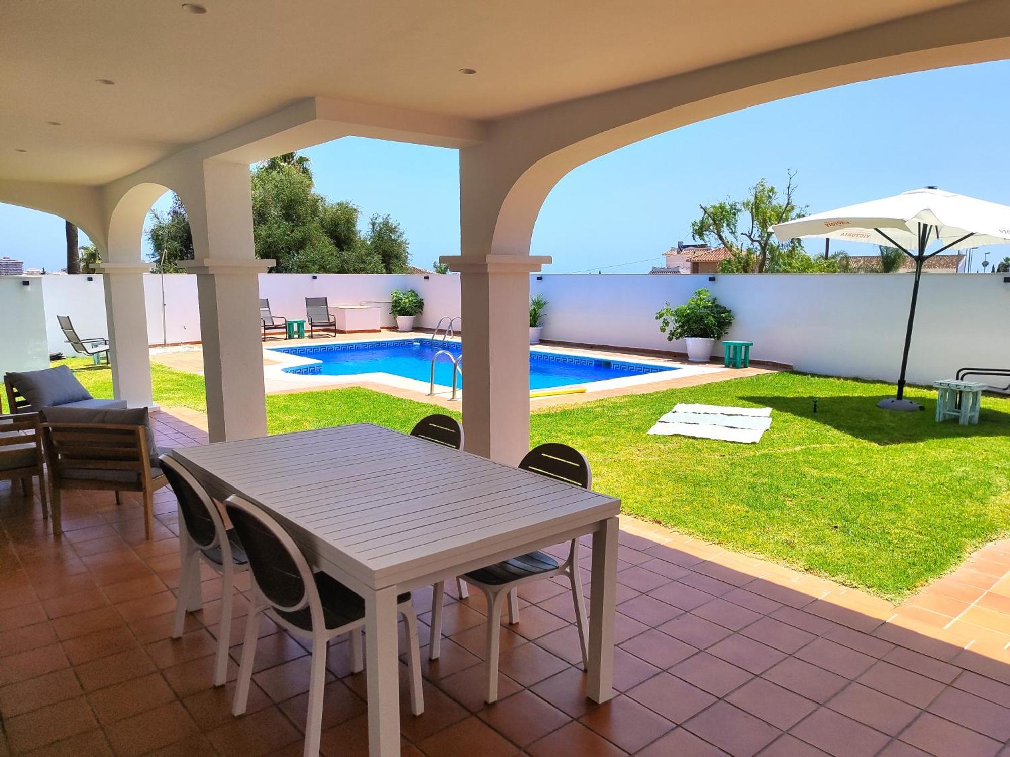 Villa Suites, Renovada, Con Piscina, Bbq & Chill Out Mijas Exterior photo