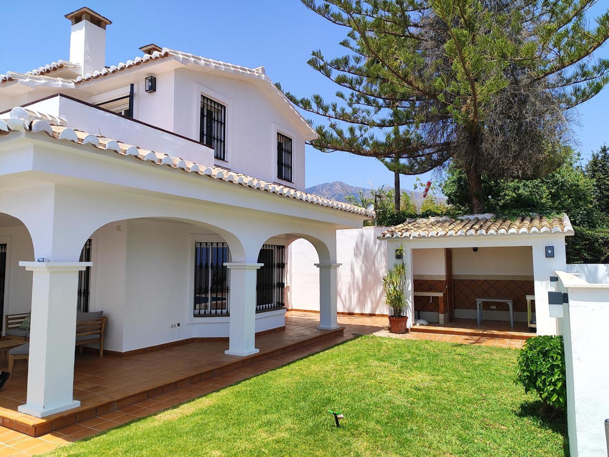 Villa Suites, Renovada, Con Piscina, Bbq & Chill Out Mijas Exterior photo