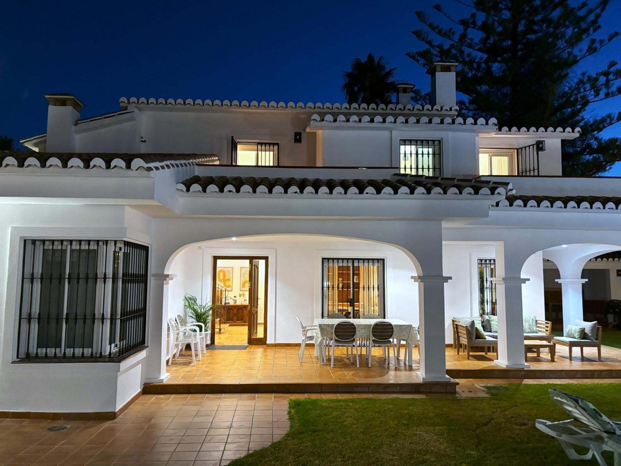 Villa Suites, Renovada, Con Piscina, Bbq & Chill Out Mijas Exterior photo